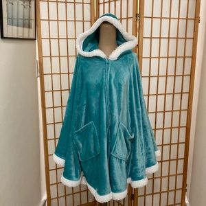 Warm & Cozy Sherpa Trimmed Angel Wrap